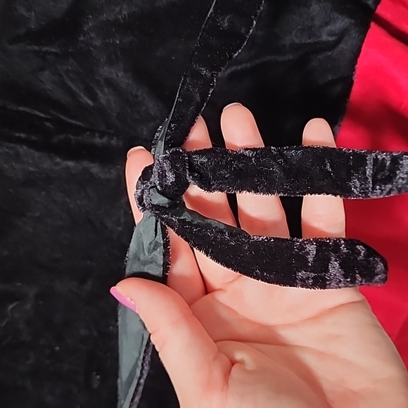 Ann Taylor Back Red Velvet Asian Floral Vest - Picture 10 of 11